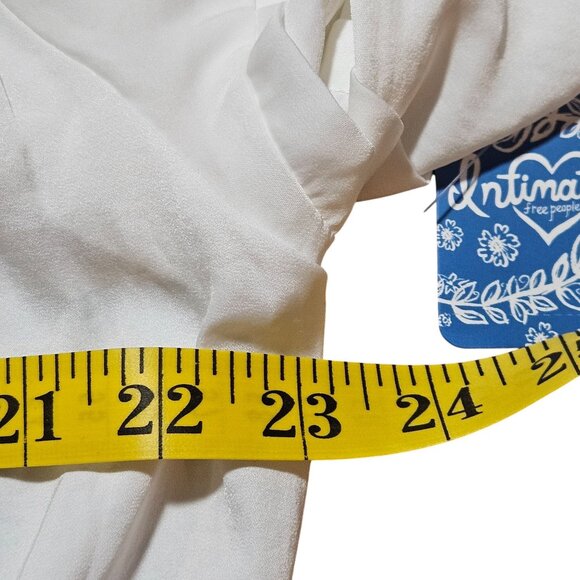 Free People NWT Women’s Ivory Peasant Bodysuit S  Boho Chic Academia, Poetcore - Picture 7 of 15